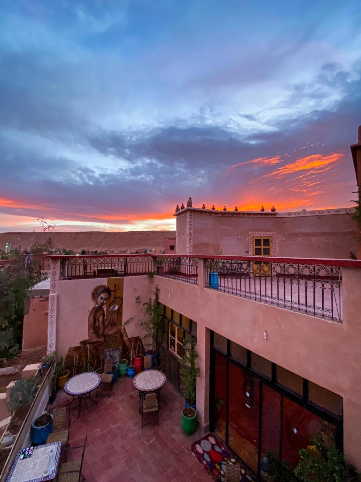 Auberge Ayouze Aït-Ben-Haddou Exterior foto