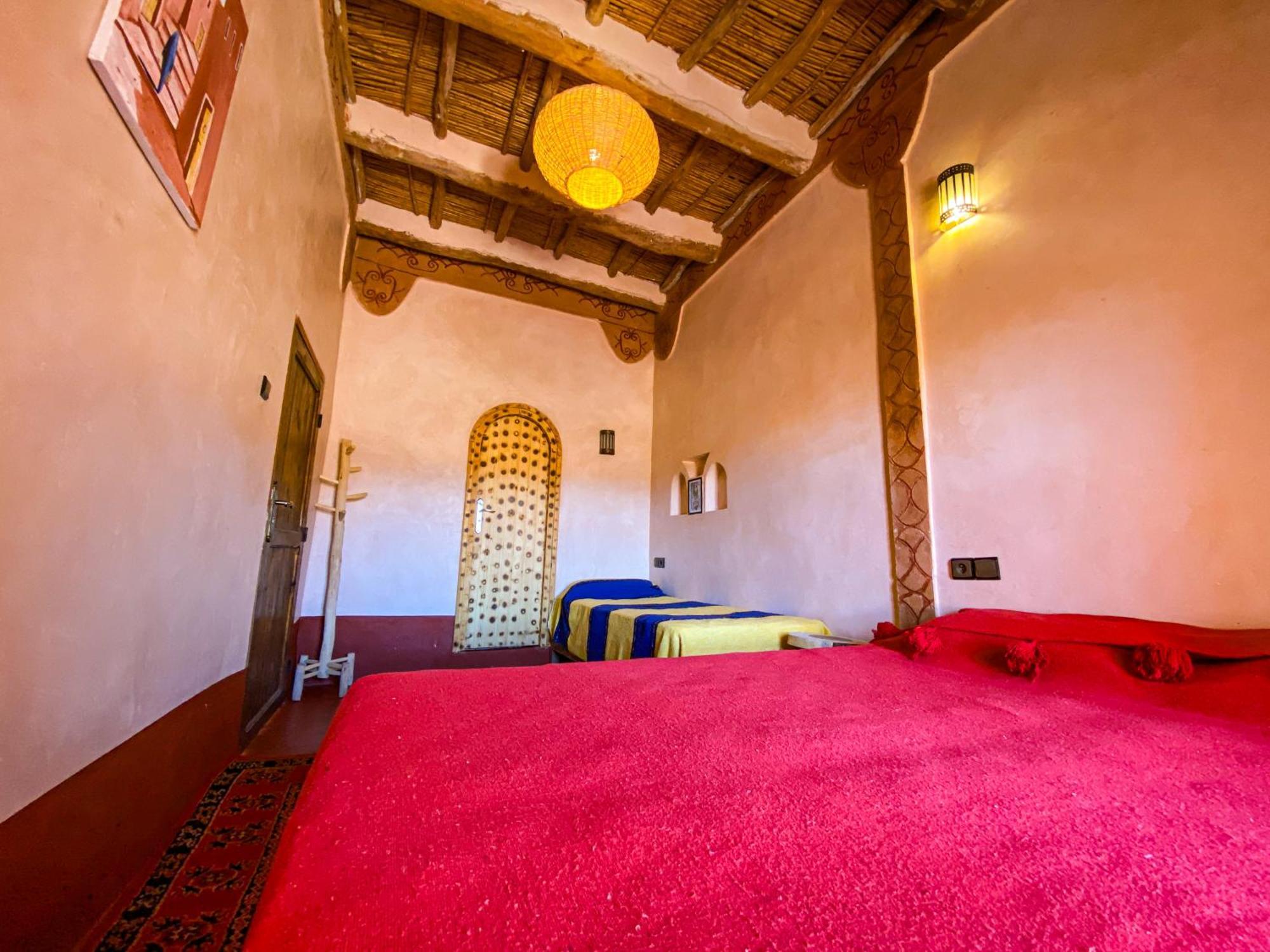 Auberge Ayouze Aït-Ben-Haddou Exterior foto