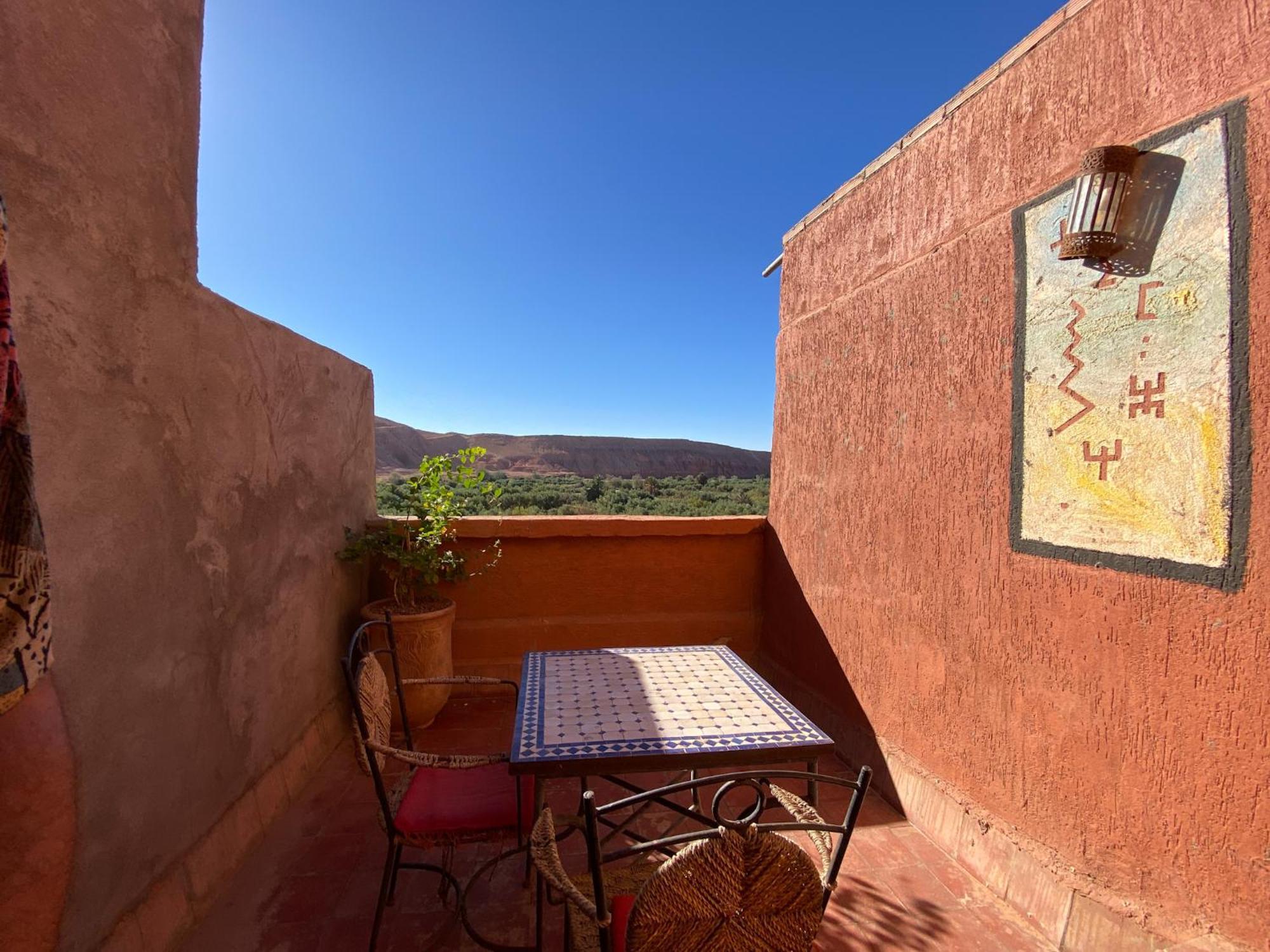 Auberge Ayouze Aït-Ben-Haddou Exterior foto