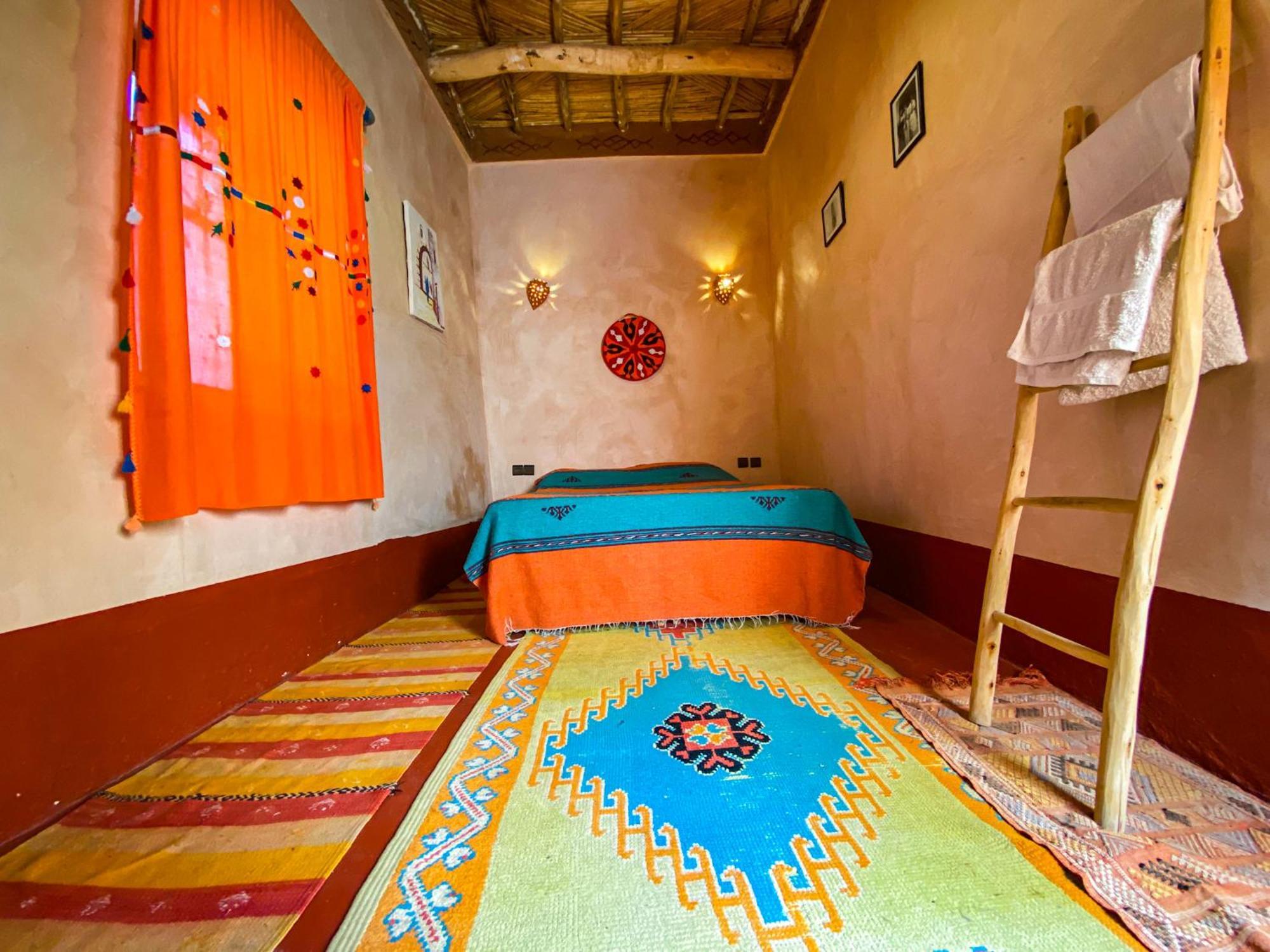 Auberge Ayouze Aït-Ben-Haddou Exterior foto