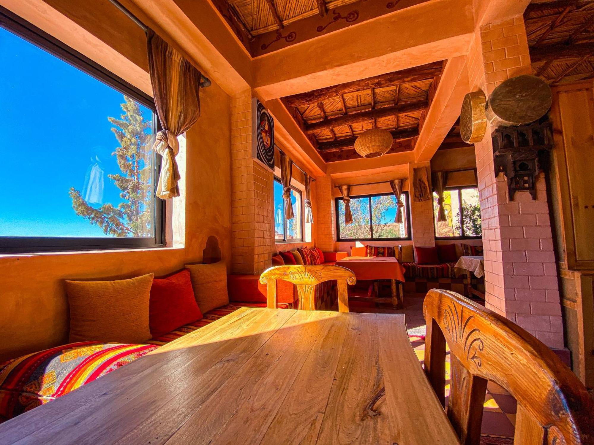 Auberge Ayouze Aït-Ben-Haddou Exterior foto